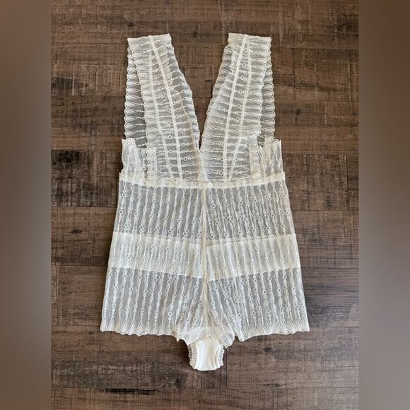 NWOT BHLDN IVORY LACE LINGERIE BODY SUIT SHEER EMBROIDERED MESH XS - Picture 3 of 3